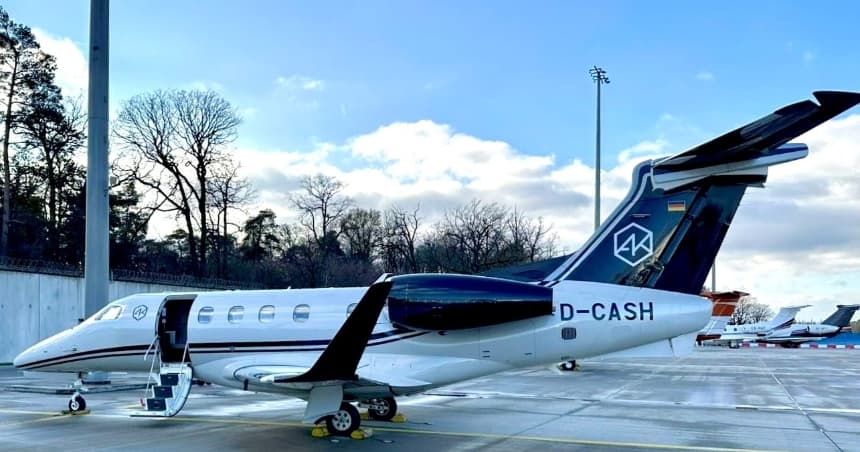 D-CASH-exterior