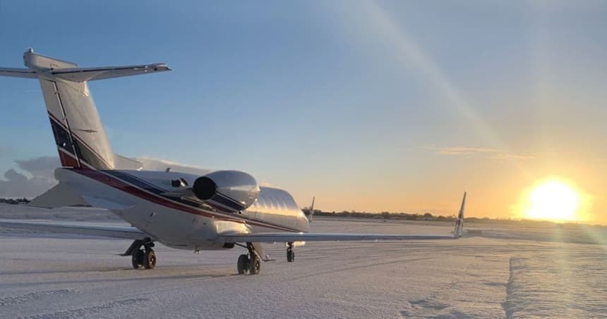 G-EMCY-exterior