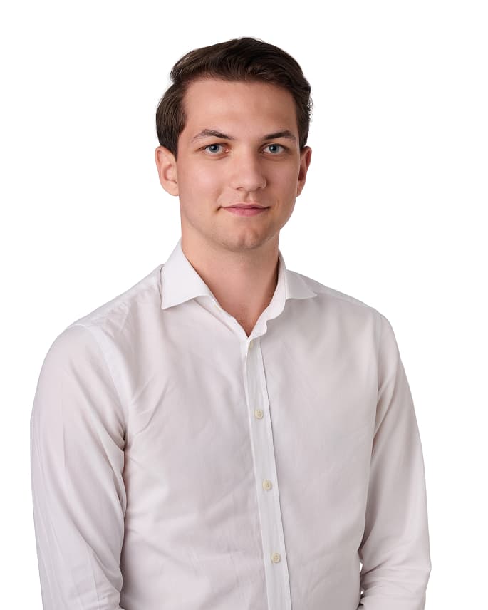 Harry Wood headshot
