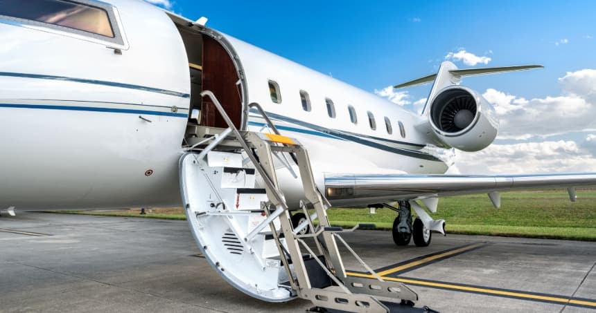 N340AK-exterior