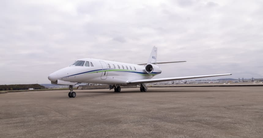 N690LA-exterior